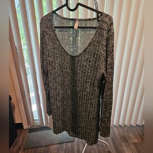 Vanity Tunic Size L